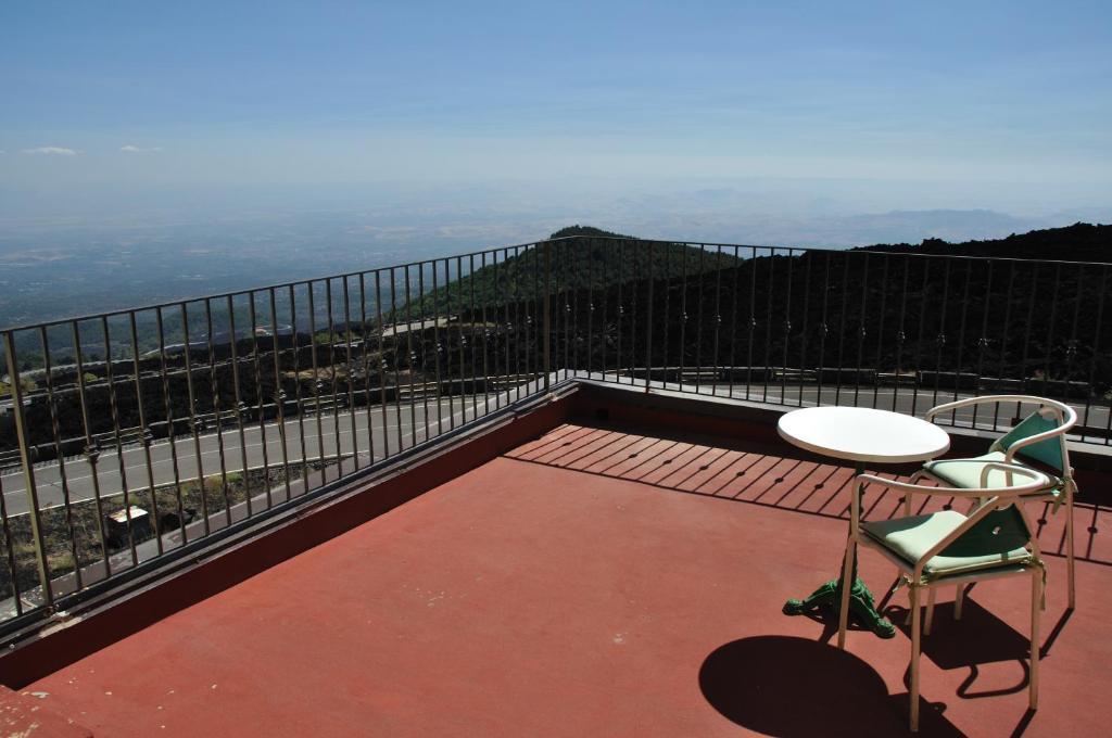 Corsaro Etna Hotel&Spa Ніколозі Номер фото